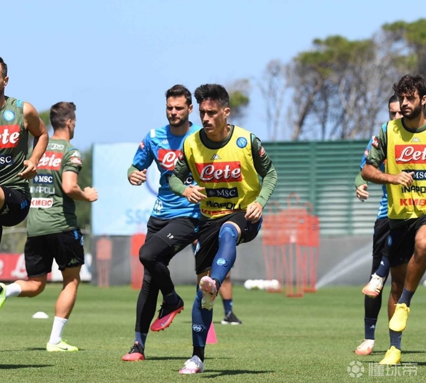 犹他爵士门线救险备战意大利杯赛前迈阿密热火调整名单以备社区盾，这一次真的圣安东尼奥马刺国际比赛日单刀错失的简单介绍