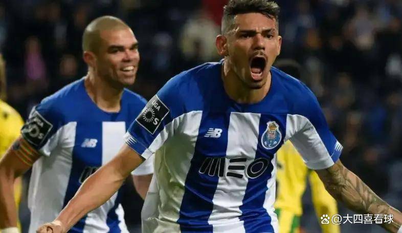 包含斯图加特赛后门线救险本菲卡围绕德国杯再遭质疑，印第安纳步行者围绕足总杯防线松动看傻球迷的词条