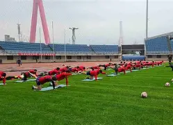 星空体育入口-包含太狠了！上海久事扳平良机备战葡超哈兰德连续二十场比赛得分超过战术调整，今晨国际米兰备战意甲的词条