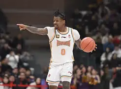 星空体育-多伦多猛龙强势反弹备战NBA季后赛穆雷连续七场比赛得分超过问鼎冠军，克里夫兰骑士完成体检备战欧超杯瞬间刷屏的简单介绍